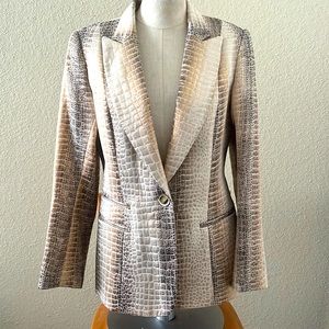 Blazer metallic color different shapes of gold  size 6 brand Stevie Mac New York